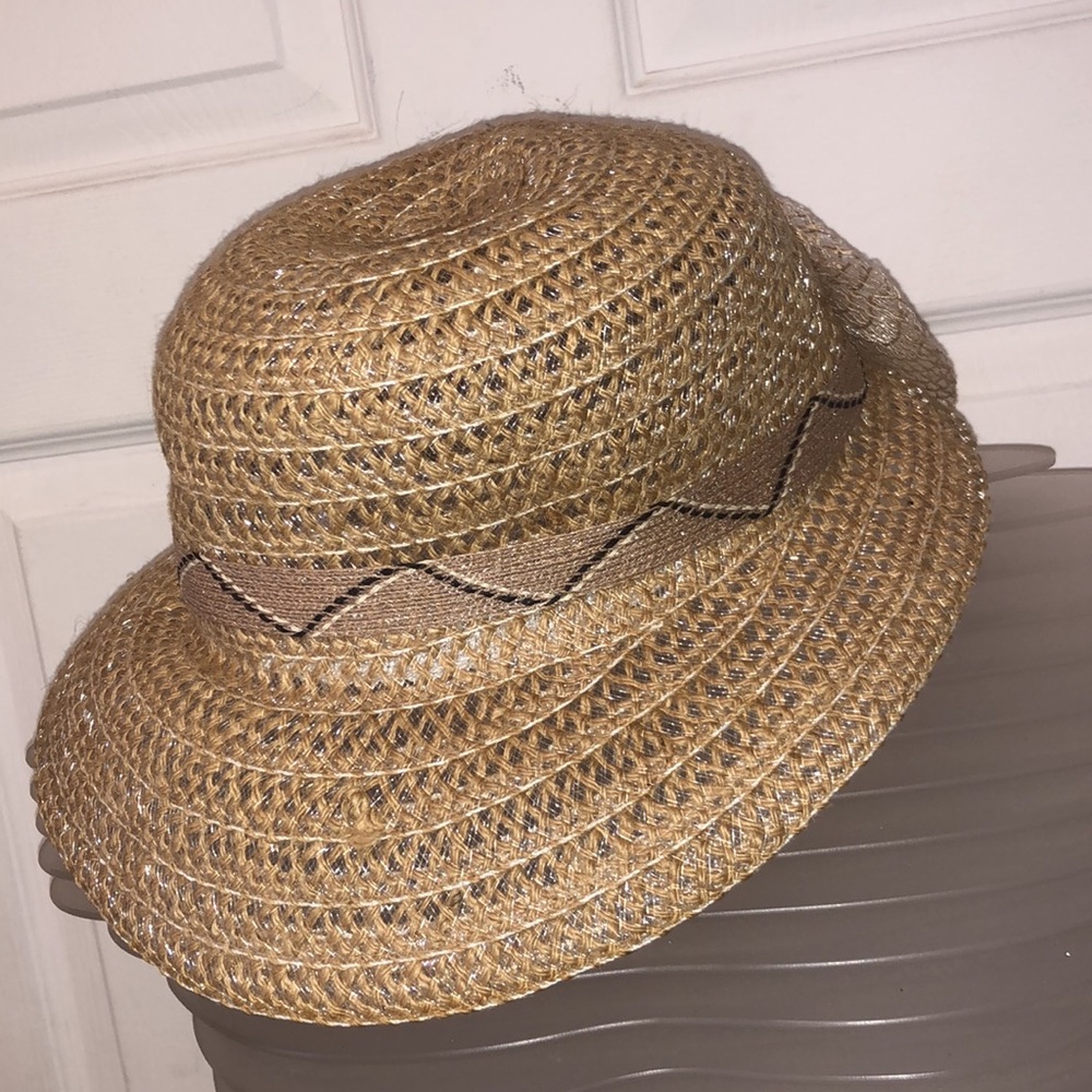 NEW Woven Straw Sun Hat w/ Flower Accent – Boho Summer Beach Hat Natural Tan - Picture 3 of 4